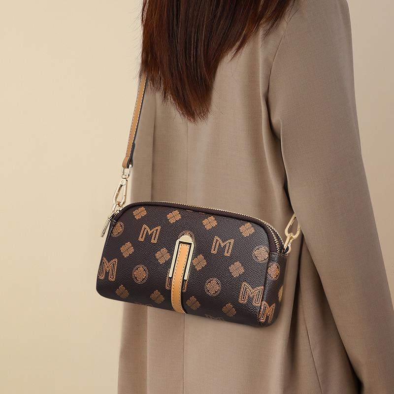 Mobile phone bag women's autumn and winter new messenger women's bag versatile light luxury high-end shoulder bag