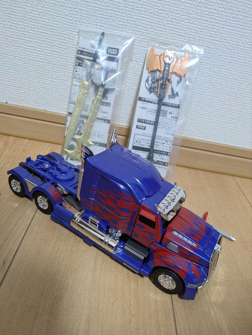 

[Б/У] TLK-15 Калибр Оптимус Прайм