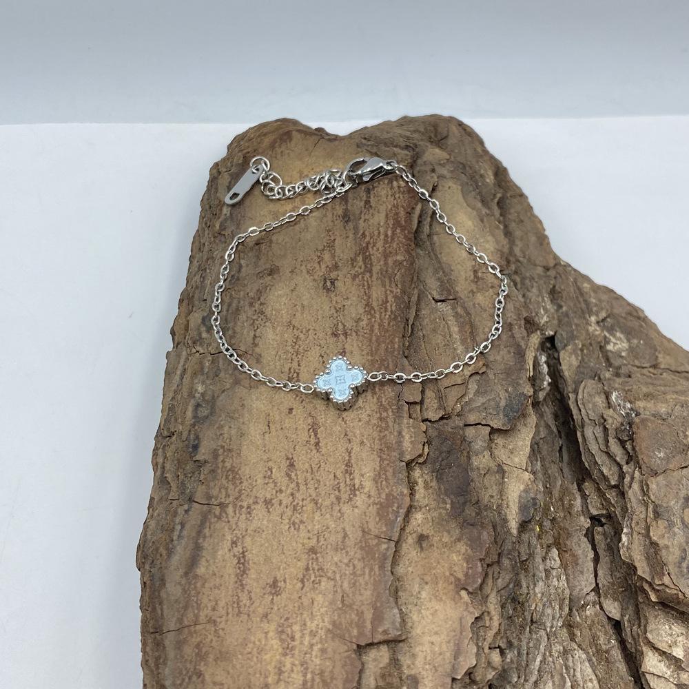 Bransoletka ze stali tytanowej 9 mm, czterolistna koniczyna, wzór gwiazdy, szczęśliwa czterolistna koniczyna