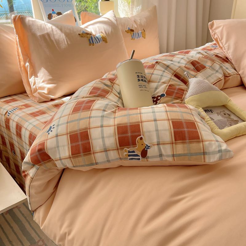 New Cartoon Duvet Cover Set Towel Embroidery Bedding Set Double-Sided Design Bed Sheet Set Adult and Children Bedroom Decor