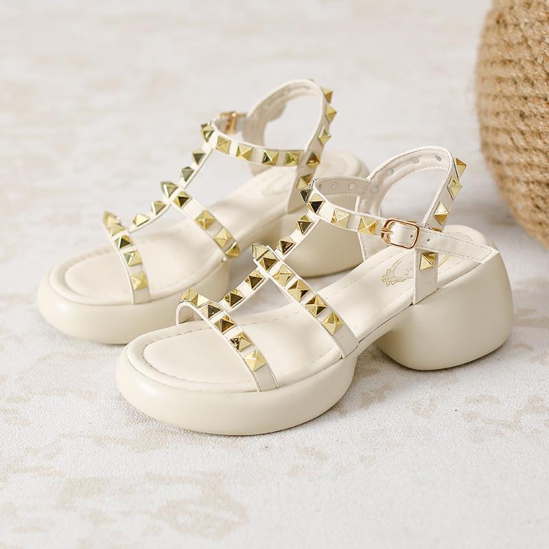 

Sandals women s new summer muffin thick soles increase without tiring feet with skirts, beach shoes 40 абрикосовый