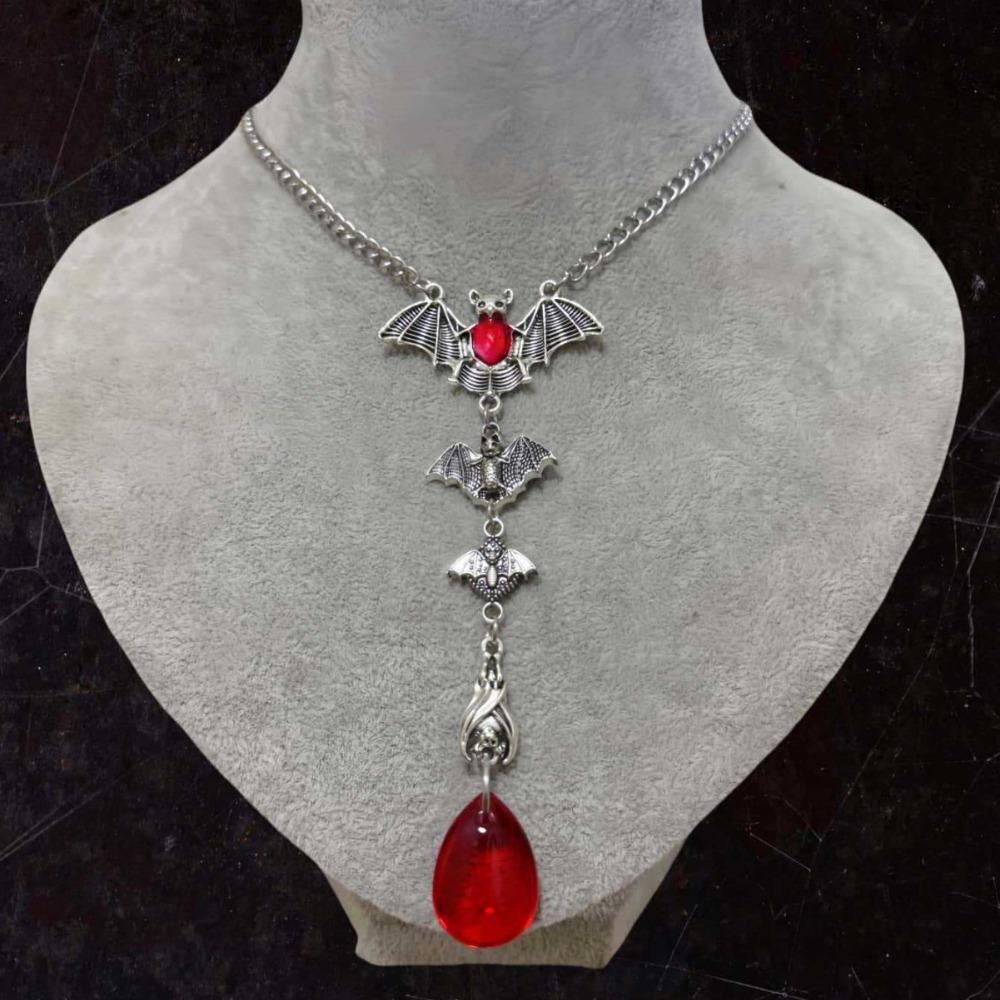 Gothic Exaggerated Sliver Color 4 Vampire Bats Red Teardrop Glass Crystal Pendant Necklace for Men Women Halloween Party Jewelry