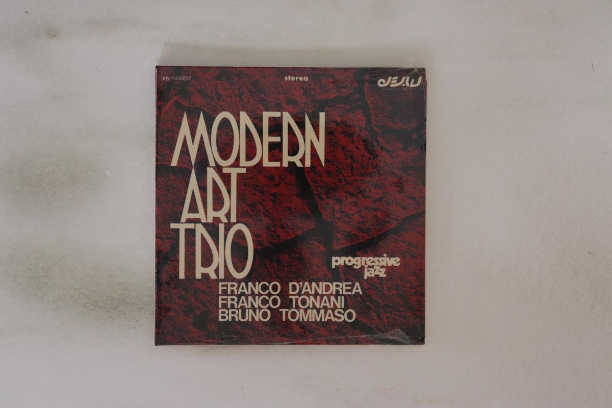 

CD MODERN ART TRIO Modern Art Trio DJV1000017 DEJAVU 2008 Italy Jazz Used