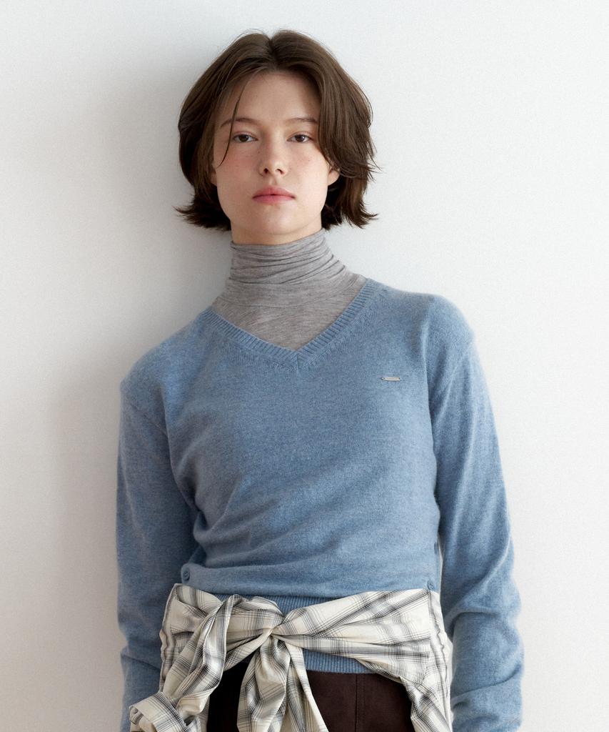 COVERNAT WOMAN V-Neck Wool Blend Knit Dusty Blue