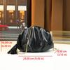 beautiful messenger  French niche small bag women's bag 2025 new simple pleated shell bag