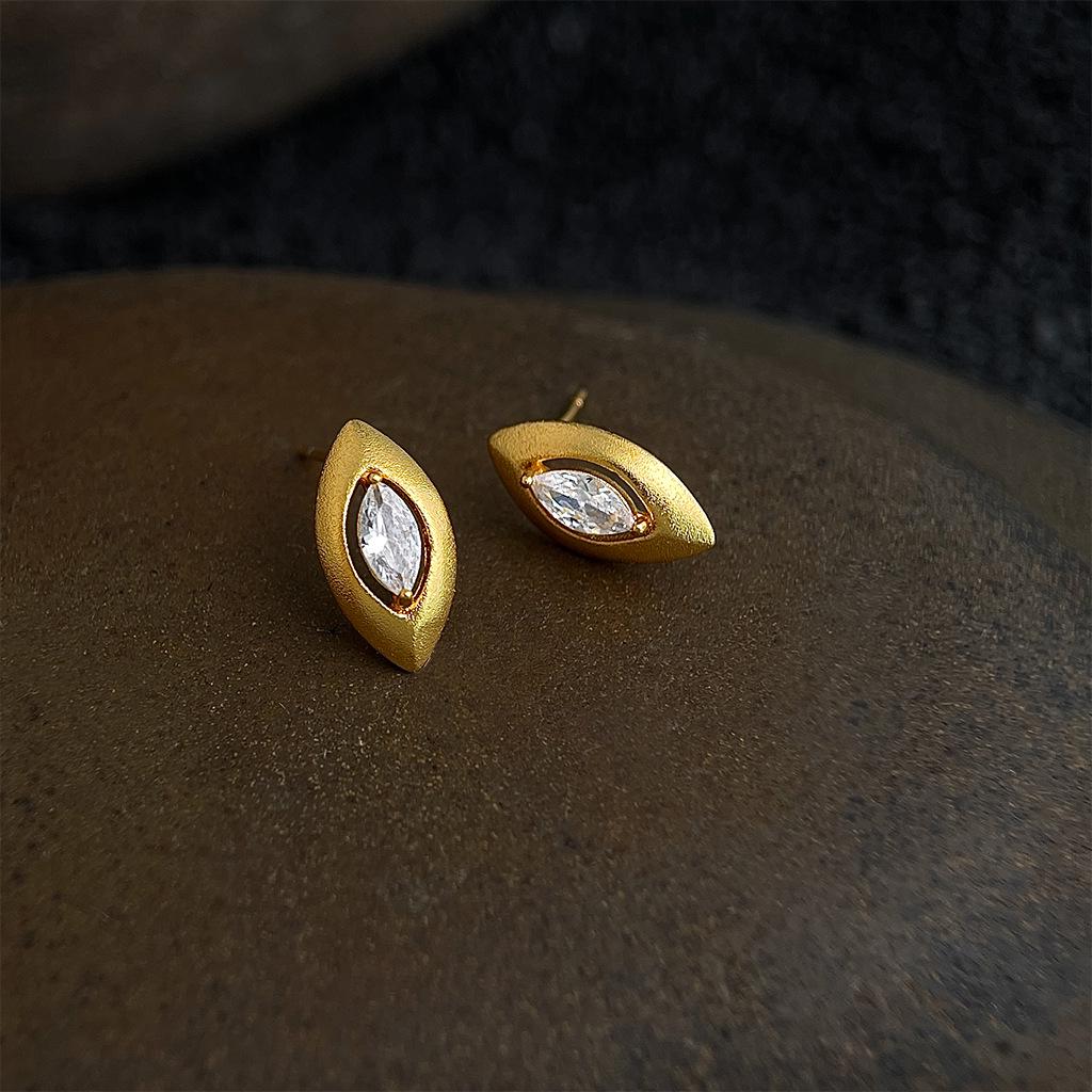 18k Gold Matte Sandblasted Geometric Zircon Marquise Stud Earrings for Women