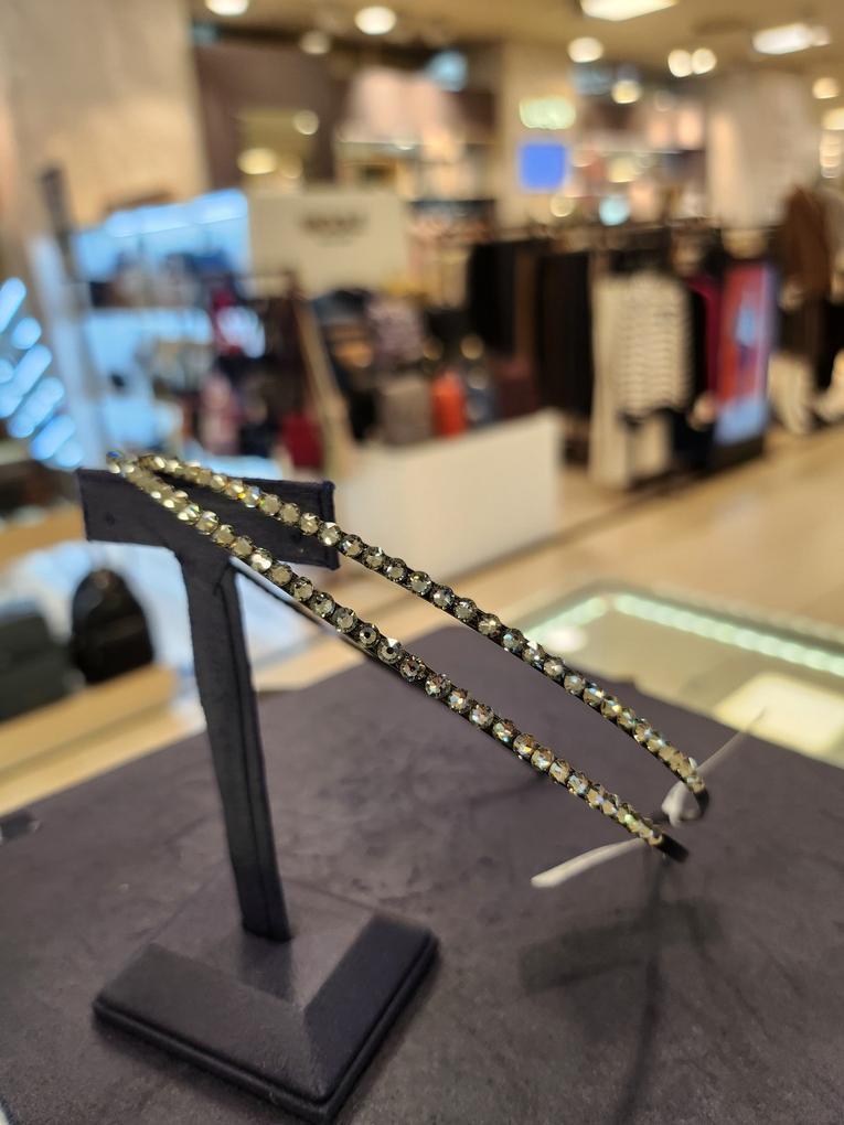 Atria Crystal's Gorgeous and Luxurious Hairband B MKKHBSK002PCF