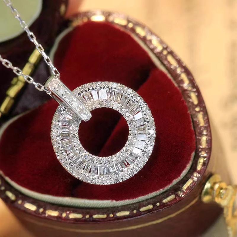 Huitan Luxury Elegant Simple Style Circle Pendant Necklace With Shiny CZ For Women Wedding Party Engagement Accessories Jewelry