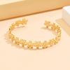 18K Gold-Plated Stainless Steel C-Shaped Open Bangle with Fashion Fresh Flower Design