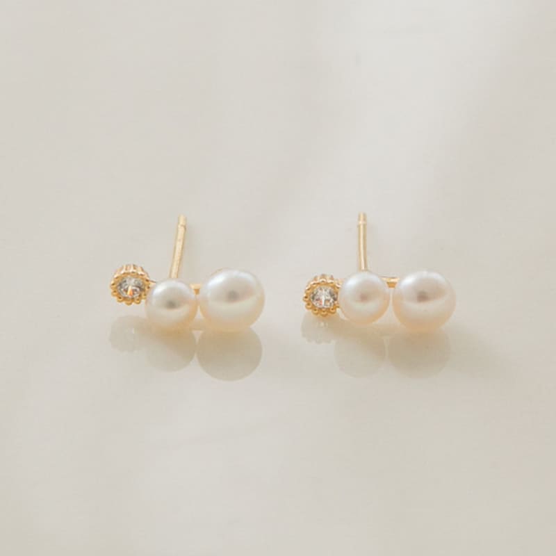 LUNNE 14k Cubic Two-Tier Pearl Earrings (14k Gold) #ES09