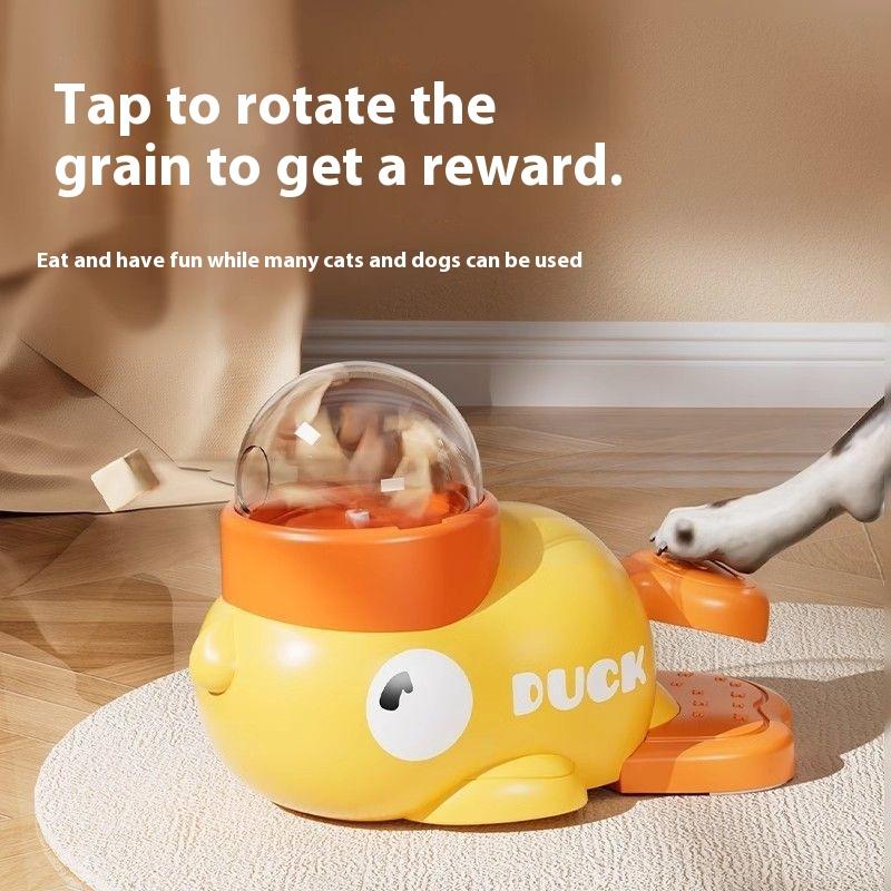 Pet dog automatic feeder cat self-hi toy snack freeze-dried feeding machine little yellow duck cat leaking toy
