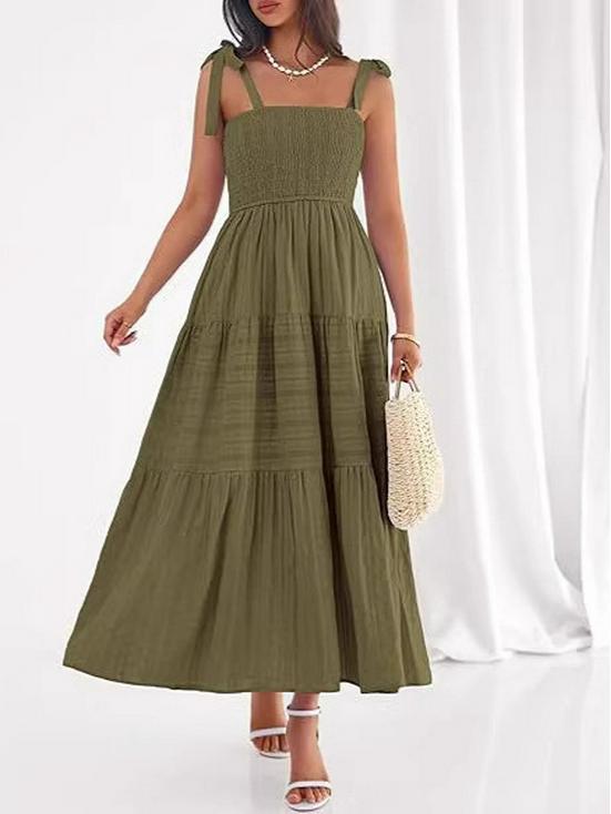2026 European Summer Beach Pleated A-line Strappy Dress with Pockets