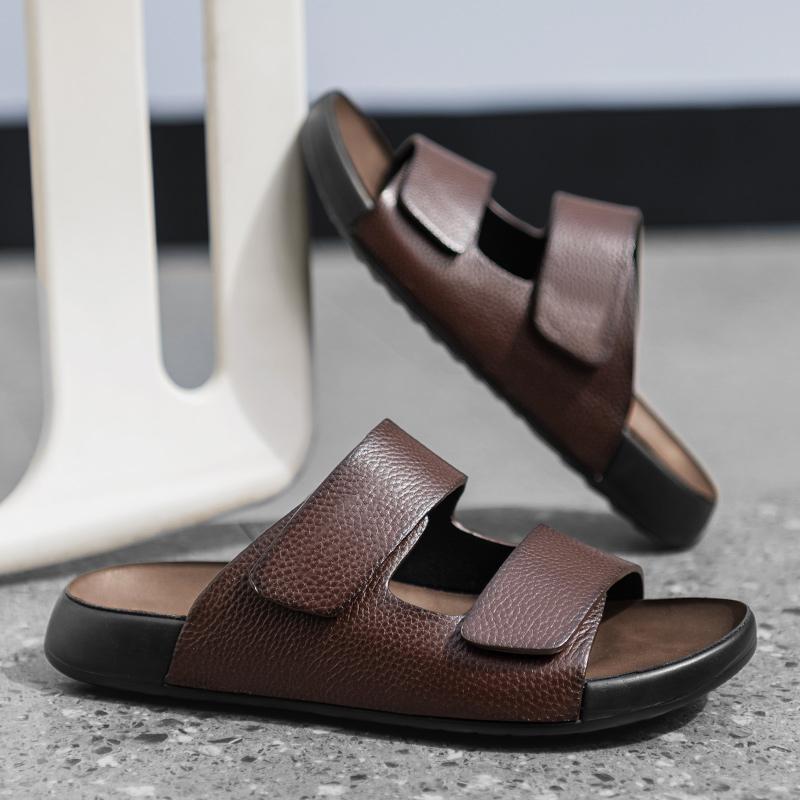 Fashion Beach Comfortable Flats Slides Casual Shoes Wading Aqua Shoes Metal Buckle Summer Men Slippers Indoor Outdoor Half Drag Sandals