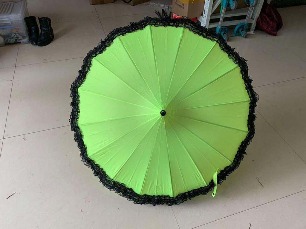 Baota 16-Rib Sun & Rain Bridal Photography Umbrella with Lace Trim and Curved Handle