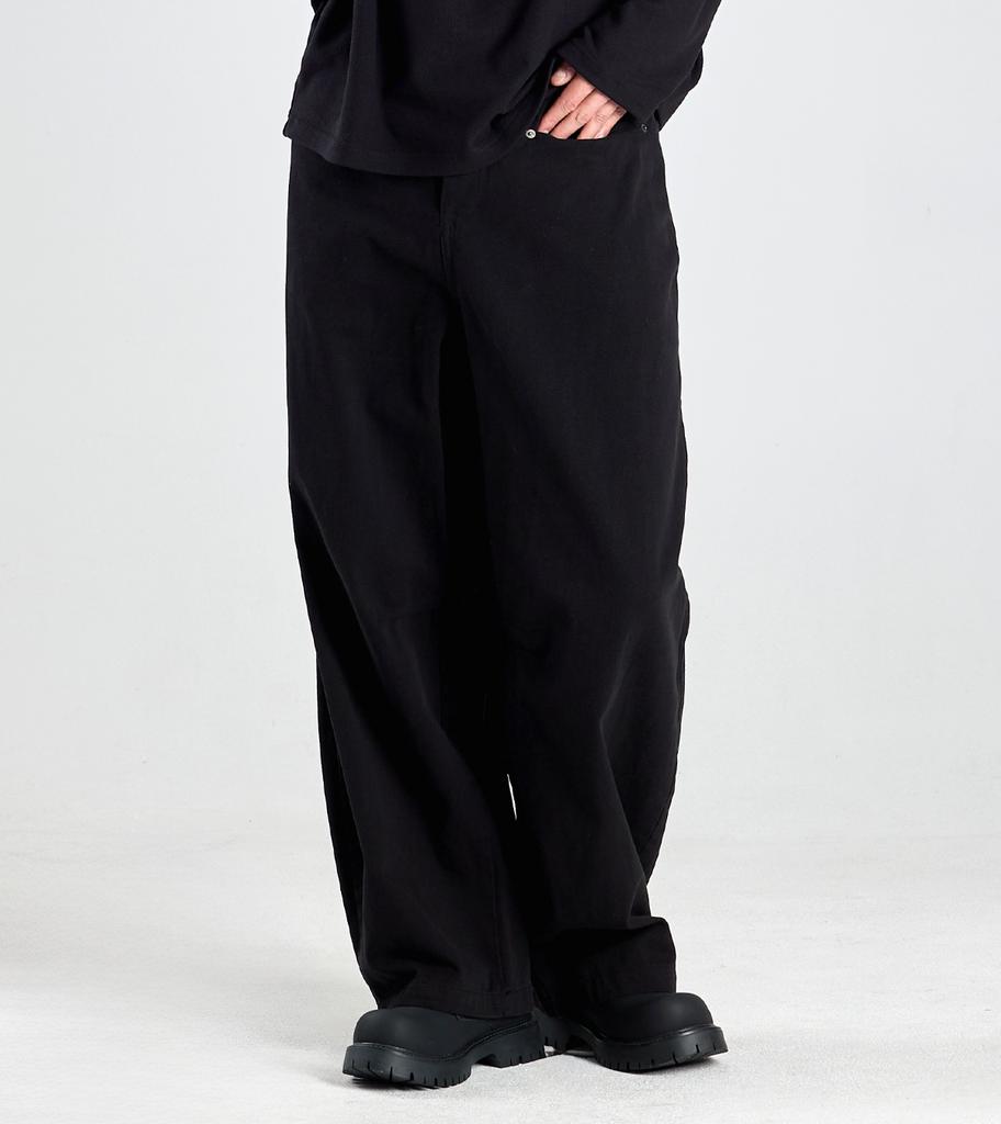 Beoteunseoul Vintage Work Rivet Volume Curved Cotton Pants (Black)