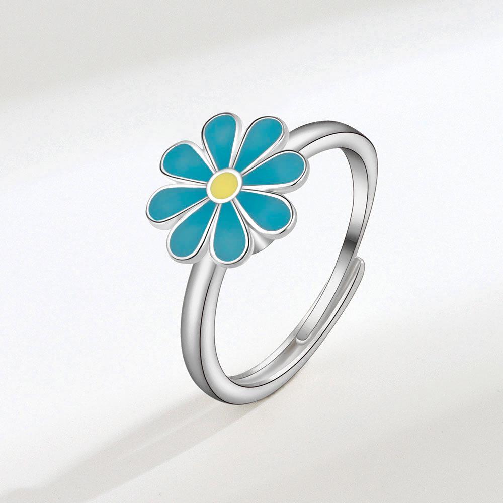 Shining Luminous Creative Rose Rotating Ring Female Delicate and Elegant Gift for Good Friends Fine Workmanship Jewellery Current Fashion Trends