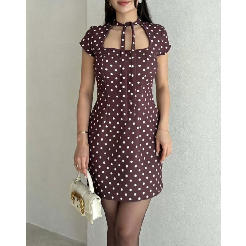 Robe à pois élégante et tendance Été Nouvelle Manches Courtes Col Carré Lacets Robe Courte de Soirée Décontractée Imprimé Doux Coupe Ajustée Robe Courte Coupe A