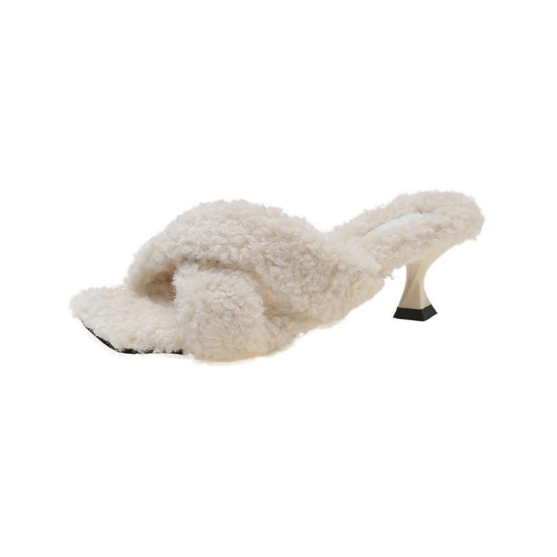 2025 new autumn and winter fashion cross flat slippers home cotton mop imitation lamb wool slippers