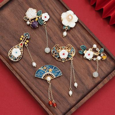 Palast Antike Cheongsam Accessoires Retro Stil Emaille Punkt Grüne Brosche Temperament Elegant Anstecknadel Korsage Frau