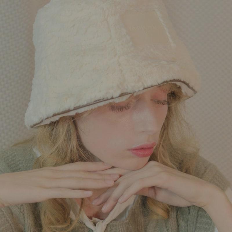 poesiedame pure fur bucket hat