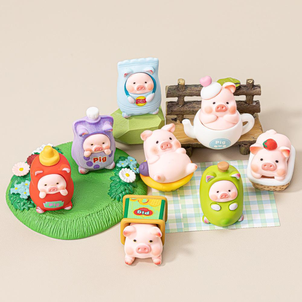 8pcsSet Picnic Party Pig Figure Toy Mini Figurine Desktop Model Ornaments Toys Boys Girls Christmas Gifts