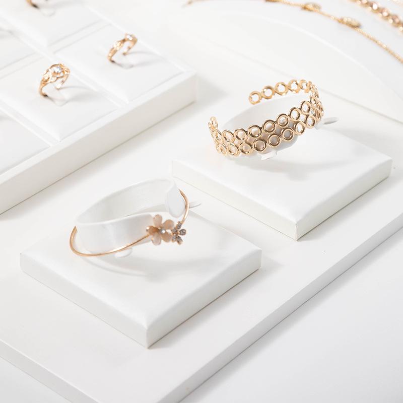 White Jewelry Display Stand for Bracelets, Rings, and Necklaces