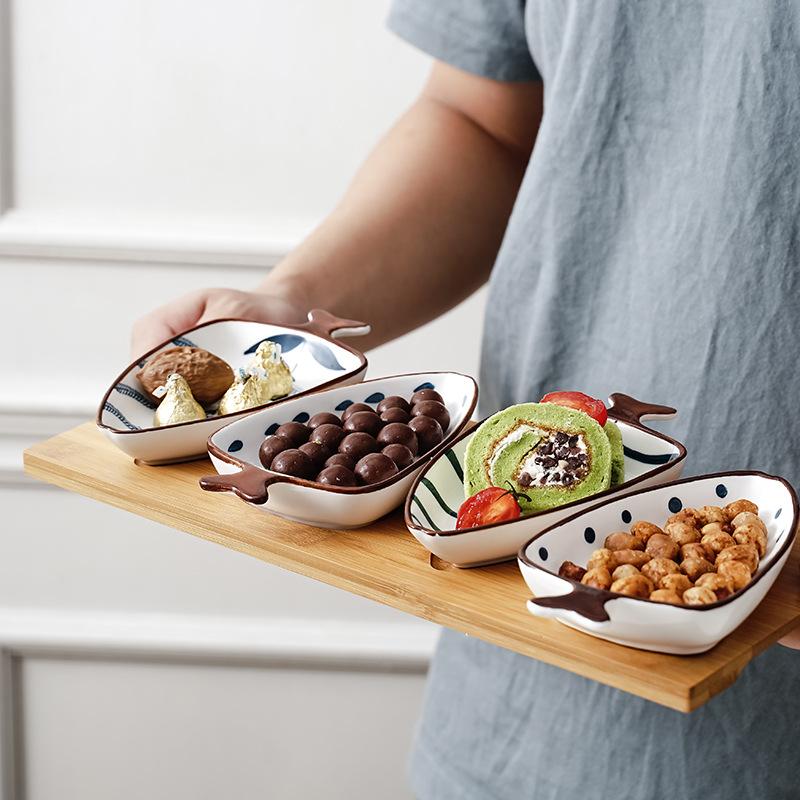 Japanese Creative Ceramic Snack Plate Dried Fruit Nut Snack Plate Grid Fruit Plate Small Vegetable Plate Household Tableware