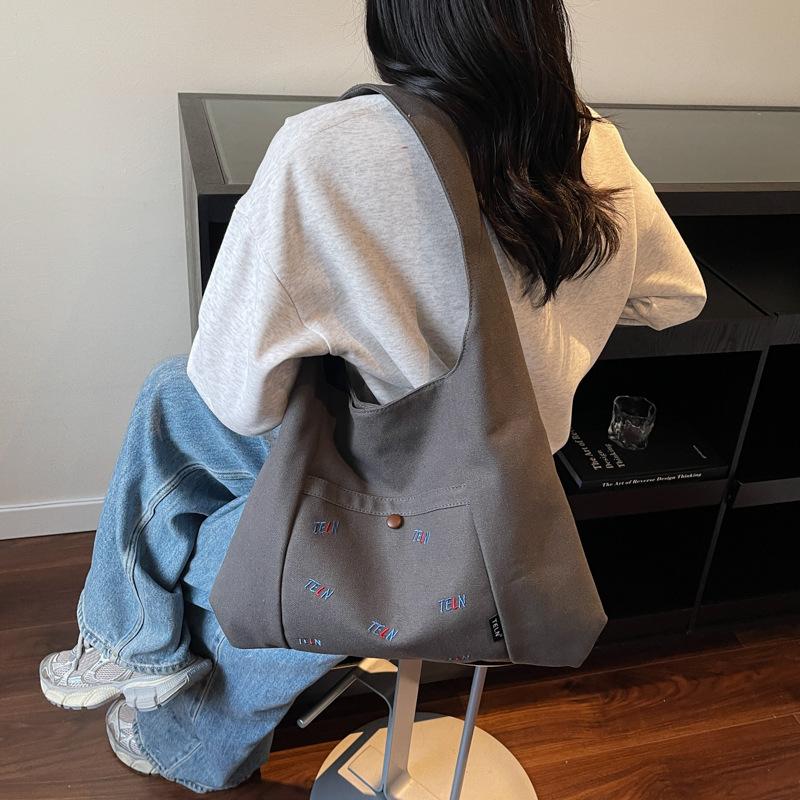Embroidered Canvas Tote Bag Women Fashi Large Capacity Shoulder Bag Korean Style Versatile Simple and Commuter Storage Bags