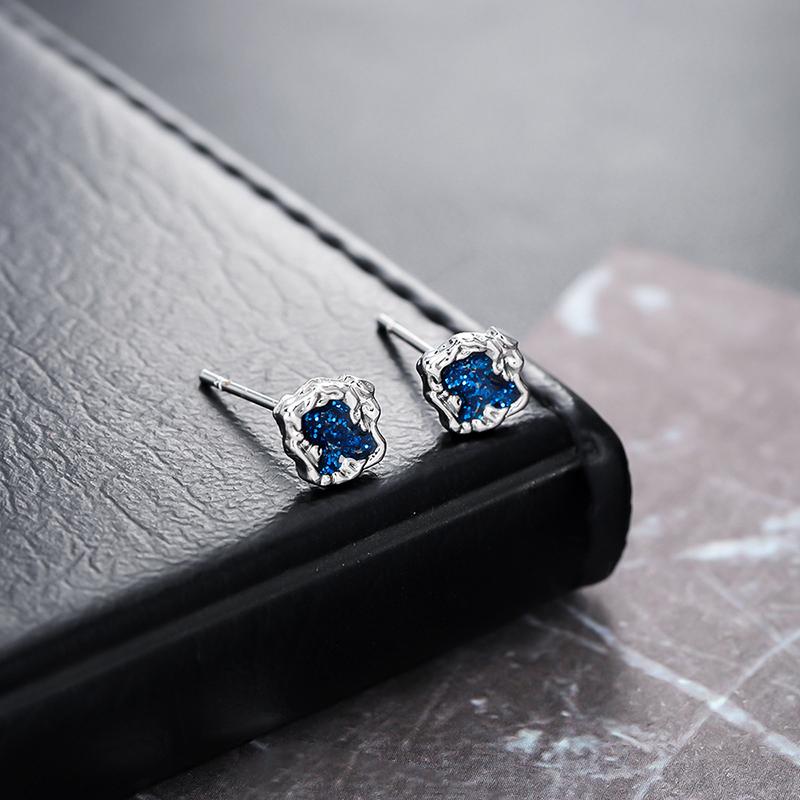 

1PCS Fashionable and Creative Irregular Lava Geometric Earrings Neutral and Simple Enamel Daily Jewelry Gift синий