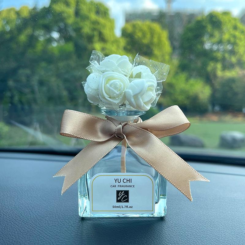 2025 High-End Long-lasting Light Fragrance Car Perfume Diffuser Bottle - Creative Interior Ornament