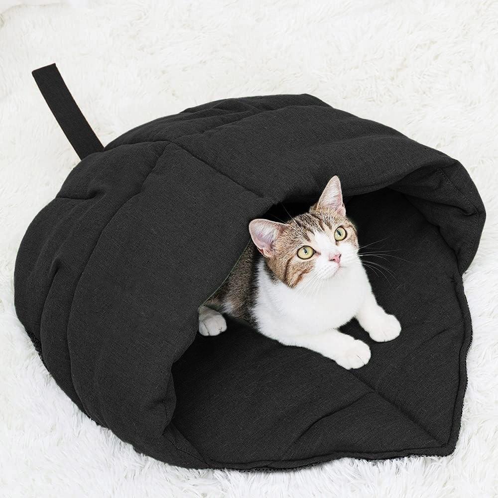 

New Linen Fabric Cat Sleeping Bag Durable Washable Cover Cat Bed Cave Breathable Anti-Anxiety Pet Cuddle Zone Pet Resting Area чорний
