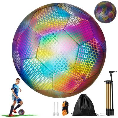 Fényvisszaverő labdarúgó holografikus futball-éjszakai szabadtéri sportok Ragyogó szabványos futball 5-ös méret gyerekeknek, felnőttképzés