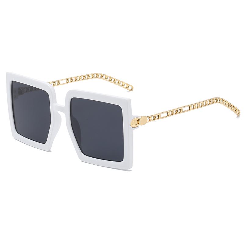 

Brand Fashion Oversize Gradient Sunglasses For Women Vintage Alloy Chain Frame Trendy Square Sun Glasses Female Elegant Shades show as picture