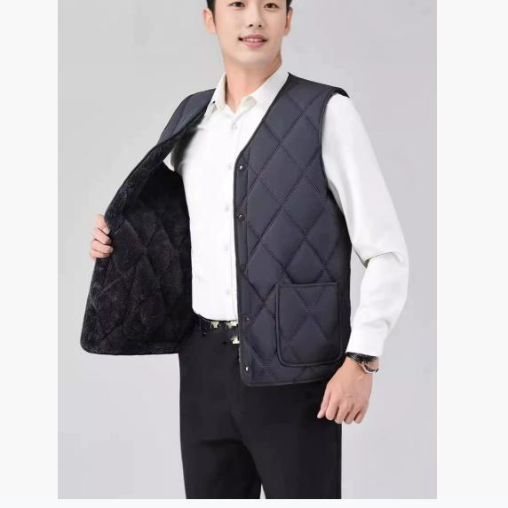 Large Size Vest Dad Wears Autumn and Winter Men's Vest Plus Velvet Thickened Warm Vest To Prevent Cold