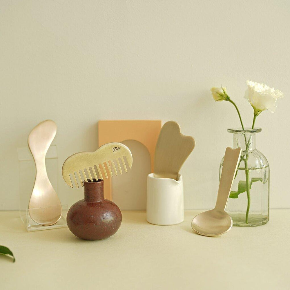 NOTDAM Bangjja Brassware Массажер Gwalsa Выберите 1 из 5 вариантов Heart and Clover-shaped Gwalsa Set