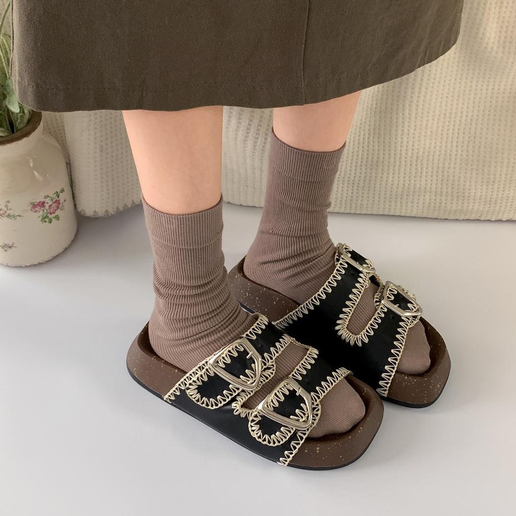 Internet celebrity explosion high sense non-slip word thick-soled slippers women's summer wear 2025 new height-increasing Birkencool slippers