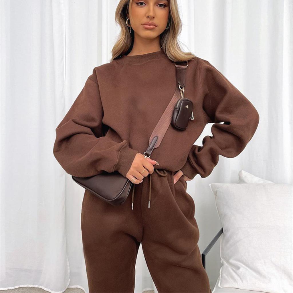Europe, America, autumn and winter solid color round neck pullover trousers women's clothing, fashionable casual long-sleeved sweater set, spot