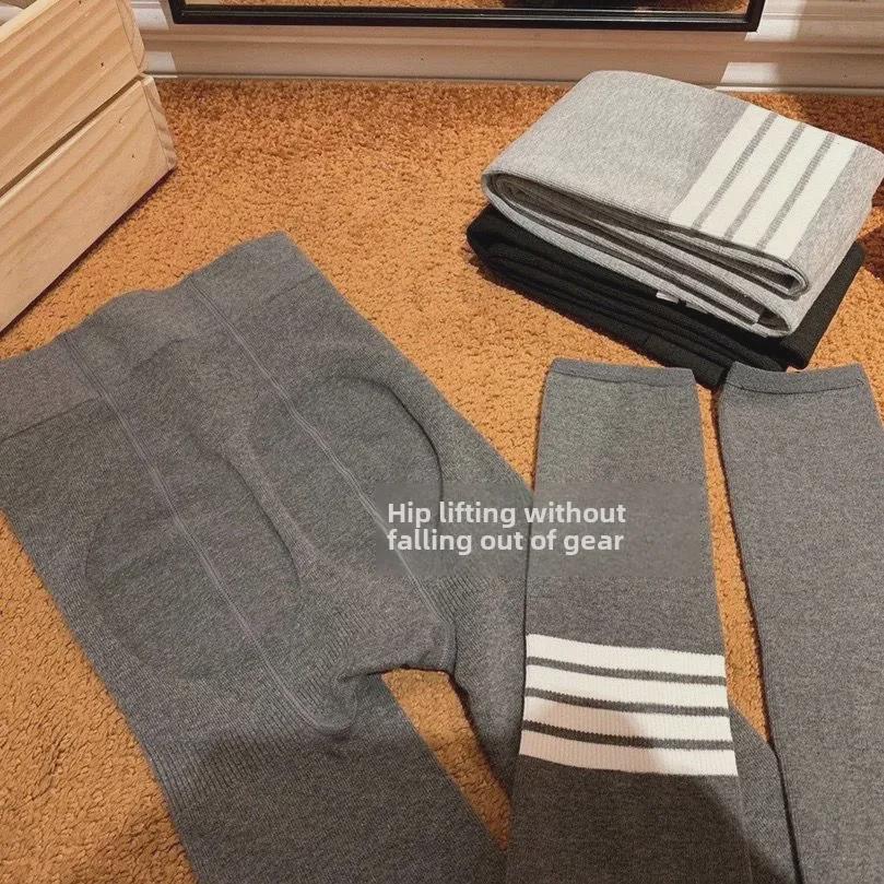 Women's Heat-Generating Four-Bar Fleece Leggings: Slimming, Hip-Lifting, Elastic Knit for Autumn/Winter Wear.