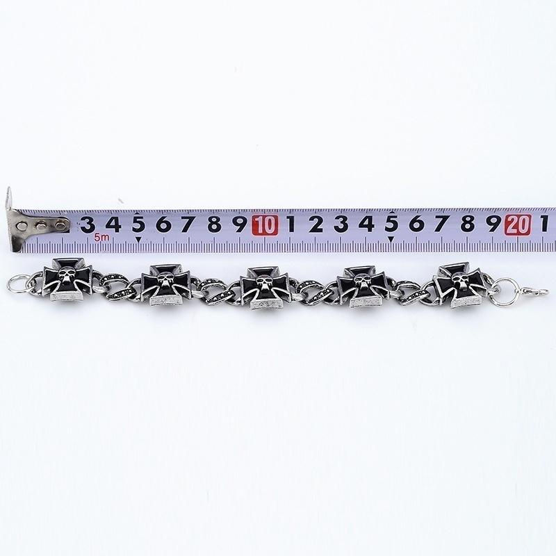 New Iron Cross Skull Chain Men's Bracelet Fashion Metal Gothic Punk Glamour Party Men's Jewelry Accessories 2025 Bracelet Trend