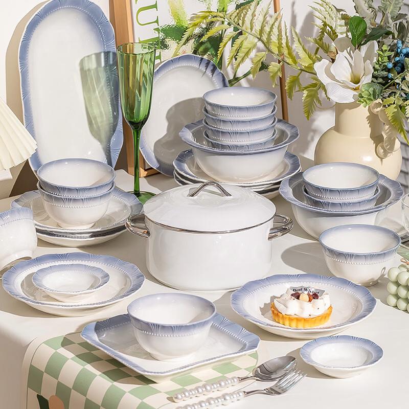 Luxury Azure Floral Ceramic Soup Bowl with Lace Edge