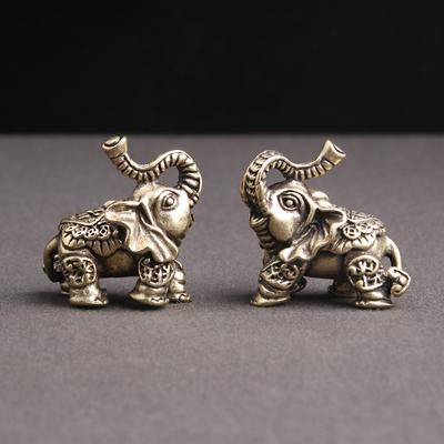 Statuette di elefanti in ottone massiccio, ornamenti per la scrivania, miniature di animali in bronzo creativo, decorazioni per la casa, decorazioni per la scrivania, decorazioni per animali domestici
