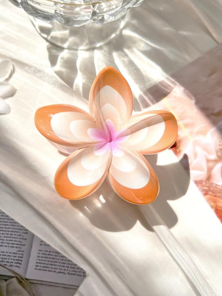 Hawaiian Flower Hair Claw Clips for Women,Gradient Large Barrette for Thick Hair,No-slip Hairpins Women Beach Hair Accessories