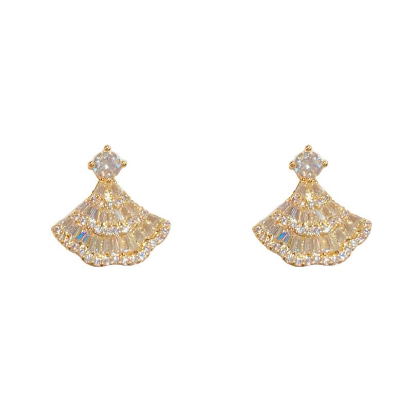 S925 Silver Needle Zircon Fan-Shaped Stud Earrings for Women - Exquisite, Versatile, and Super Shiny