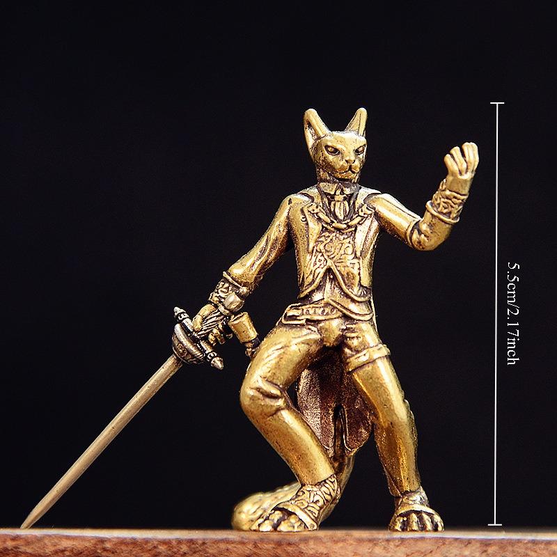 Mini European Brass Cat Sith Statue Cat Demon Swordsman Mouse Wizard Metal Sculpture Office Home Decoration Desktop Ornament