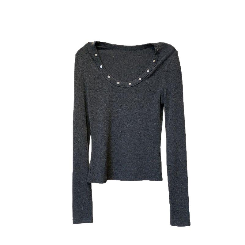 Korean Style Slim Fit Round Neck Rivet Long Sleeve Top for Women - Spring Solid Color