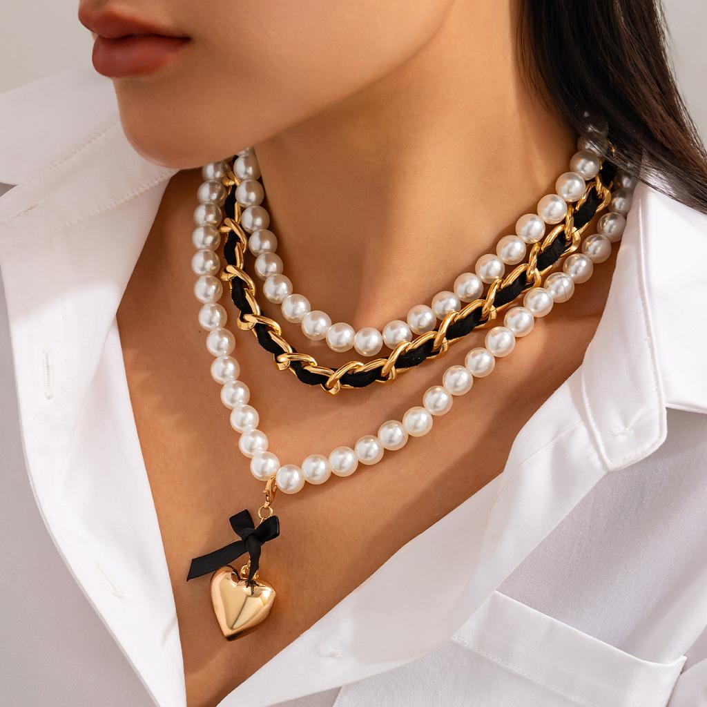 3pcs/set Fashion Jewelry Multilayer Imitation Pearl Beaded Necklace Punk Big Love Heart Pendant Chain Grunge Necklace Set