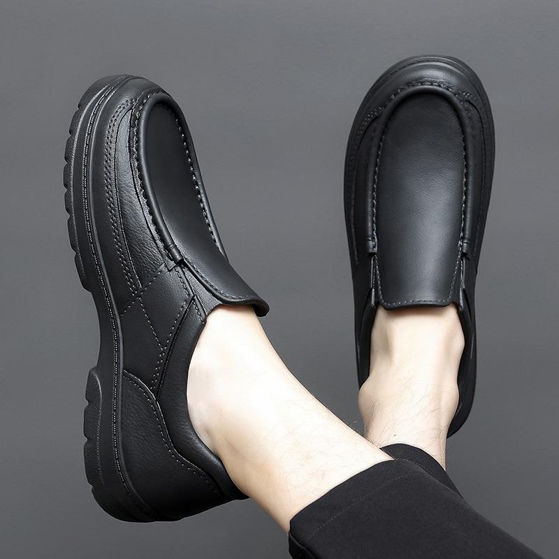 Man Shoes Waterproof Oil-proof Chef Shoes Lightweight EVA Kitchen Work Shoes Comfort Soft Loafers Casual Moccasins Rain Footwear