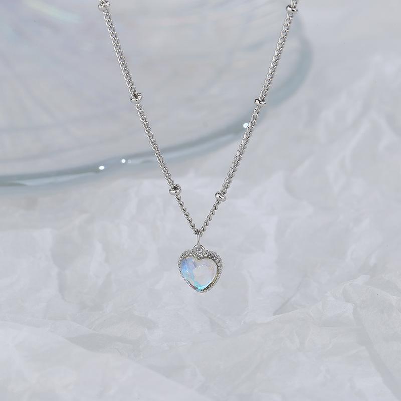 Heart Moonstone Necklace For Women Silver Color Gradient Gemstones Pendant Necklace Bead Chain Necklace Fashion Jewerly Gift
