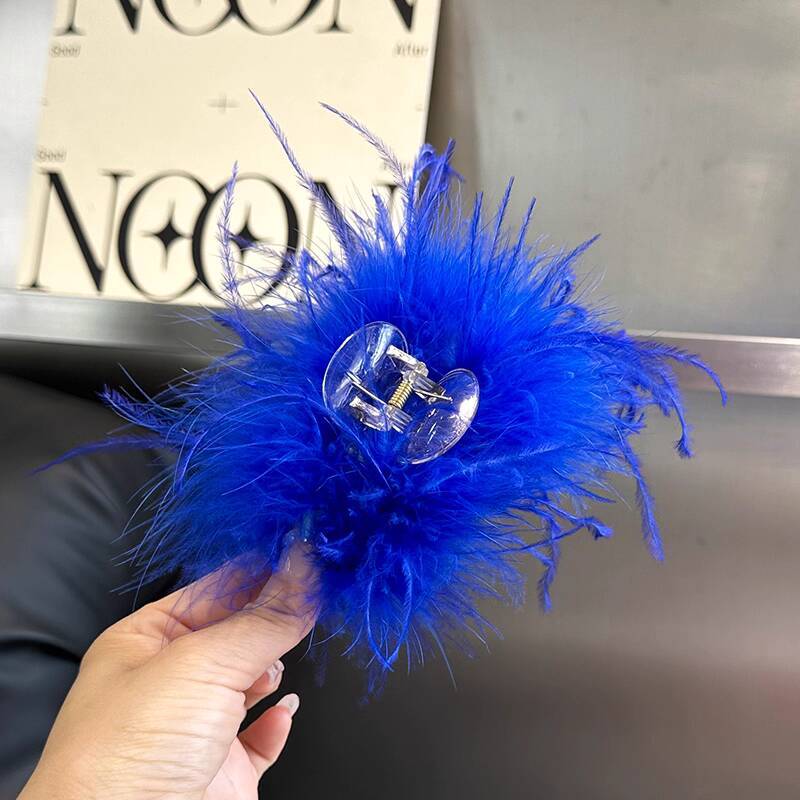 

Fashion Feather Hairpin For Women Beautiful Ostrich Feather Hair Claw Clip Trendy Hair Accessories Black White Feather Hairpin королівський синій колір