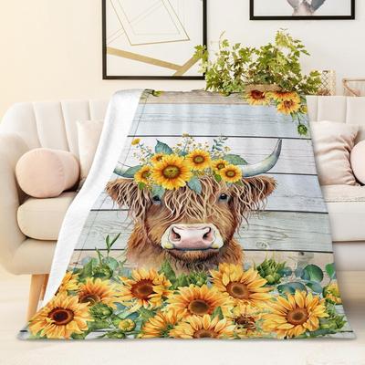 Sunflower Highland Cow Blanket Soft Nature & Animal Flannel Throw Blanket for Sofa Bed Perfect Gift & Cozy Home Decor Blanket